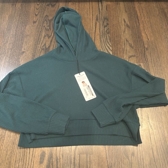 ALO YOGA MUSE HOODIE - Picture 2 of 11